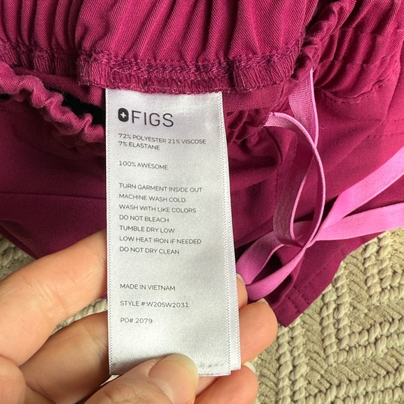 Figs Yola High waisted skinny dark magenta scrubs size XXS - Picture 3 of 4